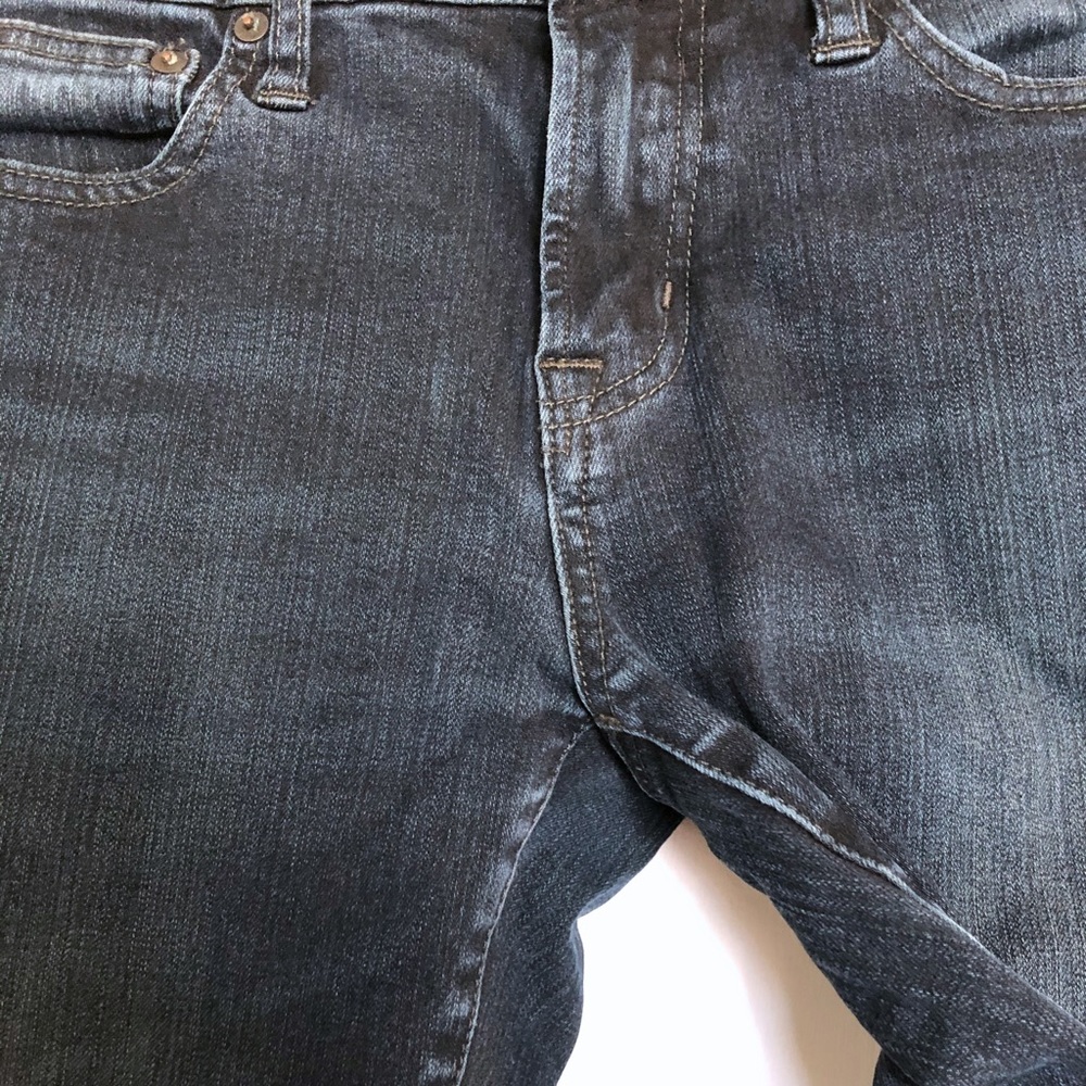 American Eagle Dark Wash Mid Rise Skinny Jeans - Picture 2 of 7